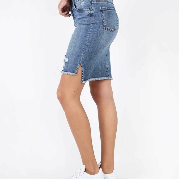Kut From The Cloth Connie High Low Hem Denim Skirt - Color Blue Size 2 - Picture 3 of 11